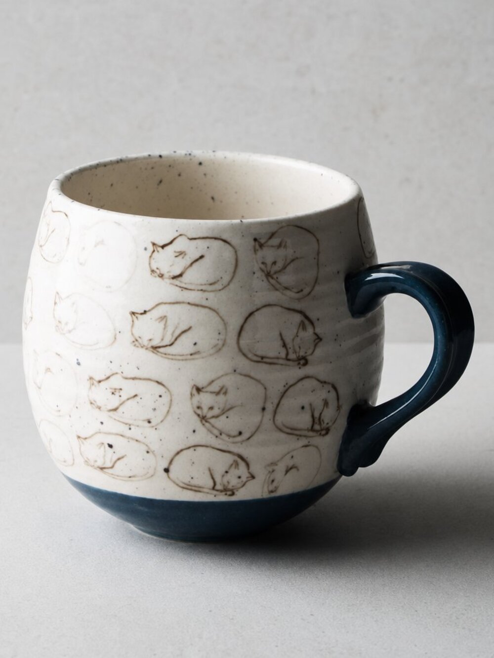 ANTHROPOLOGIE LEAH REENA GOREN Cat Study Stoneware Mug Quirky Cute Kitchen